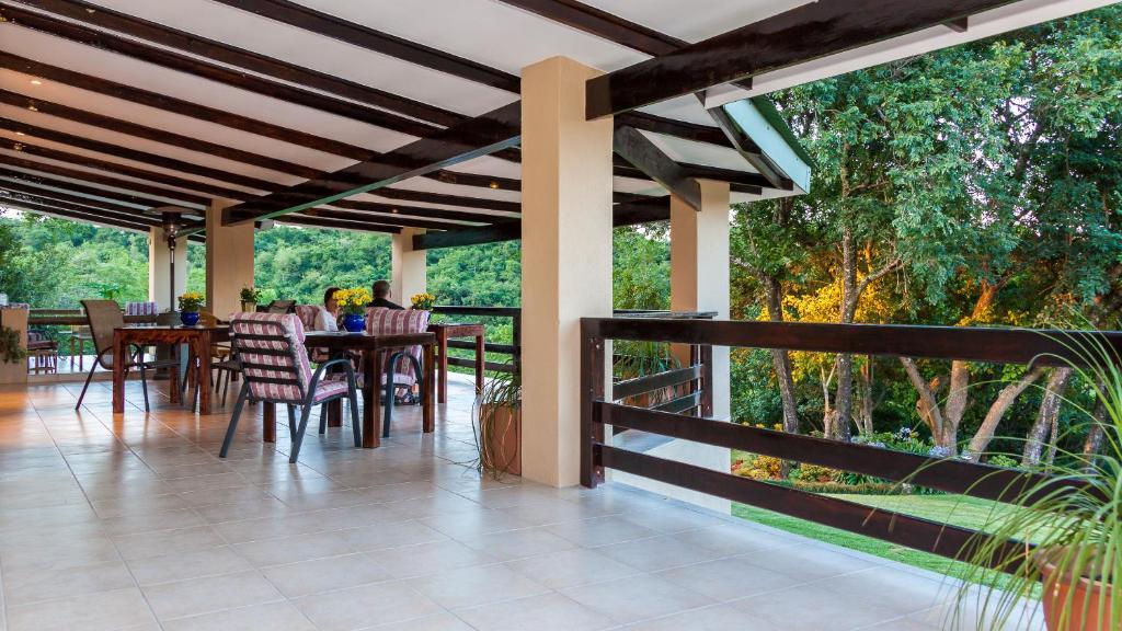 Гостевой дом Cuckoo Ridge Country Retreat Хейзивью Экстерьер фото