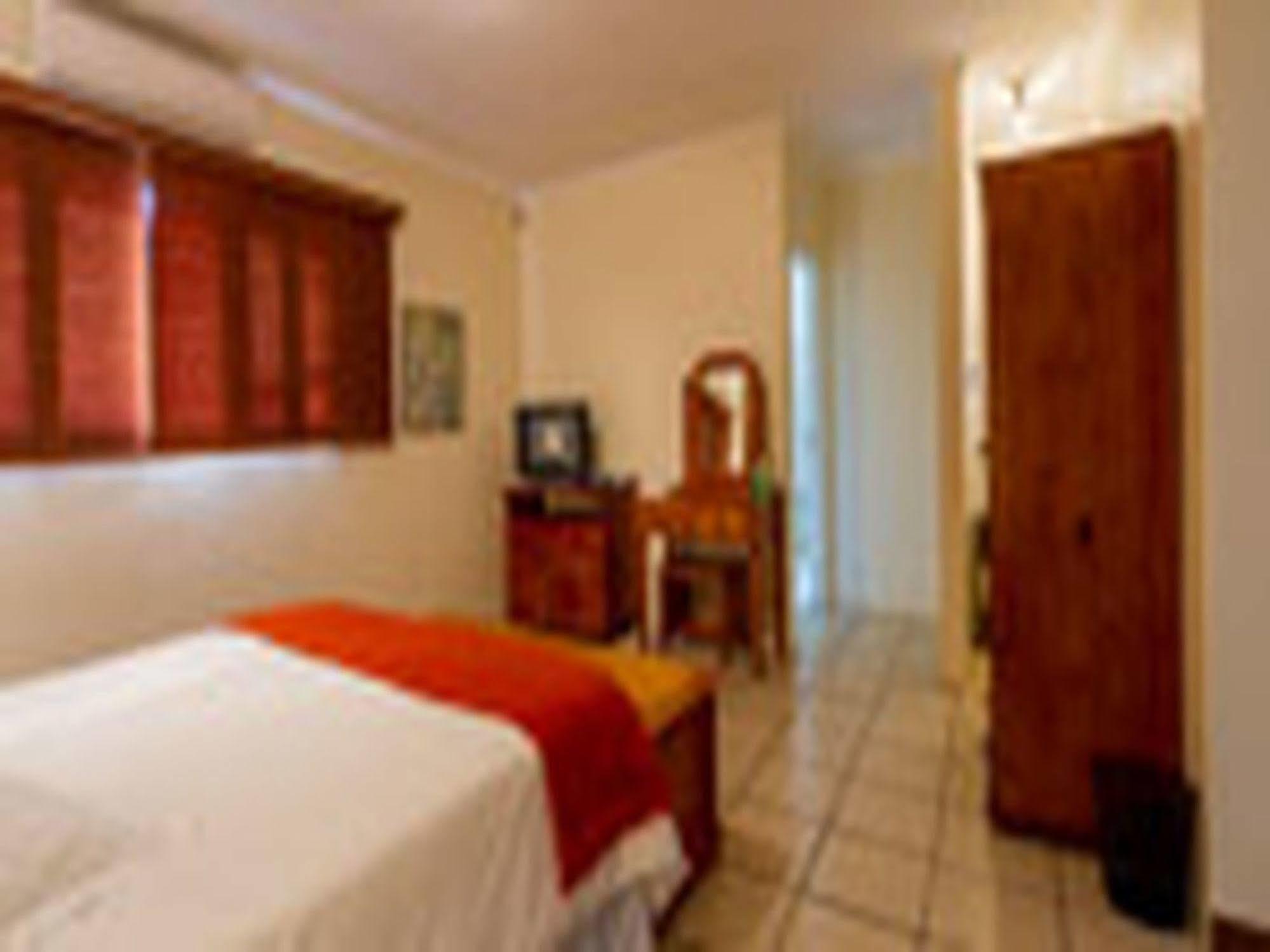 Гостевой дом Cuckoo Ridge Country Retreat Хейзивью Экстерьер фото